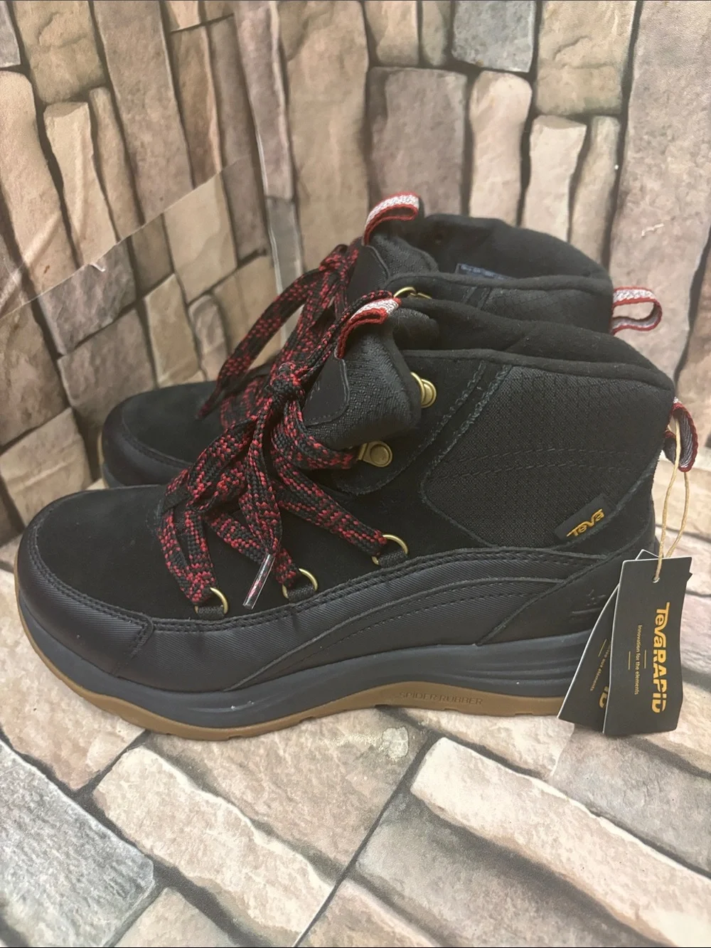 Teva Women's Auroris waterproof insulated hiking boots